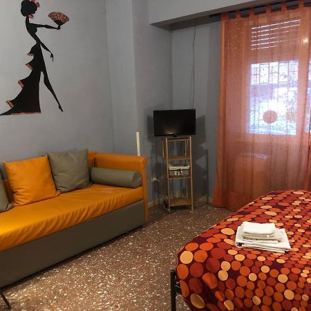 La Donna Garbata Bed & Breakfast Roma Ngoại thất bức ảnh